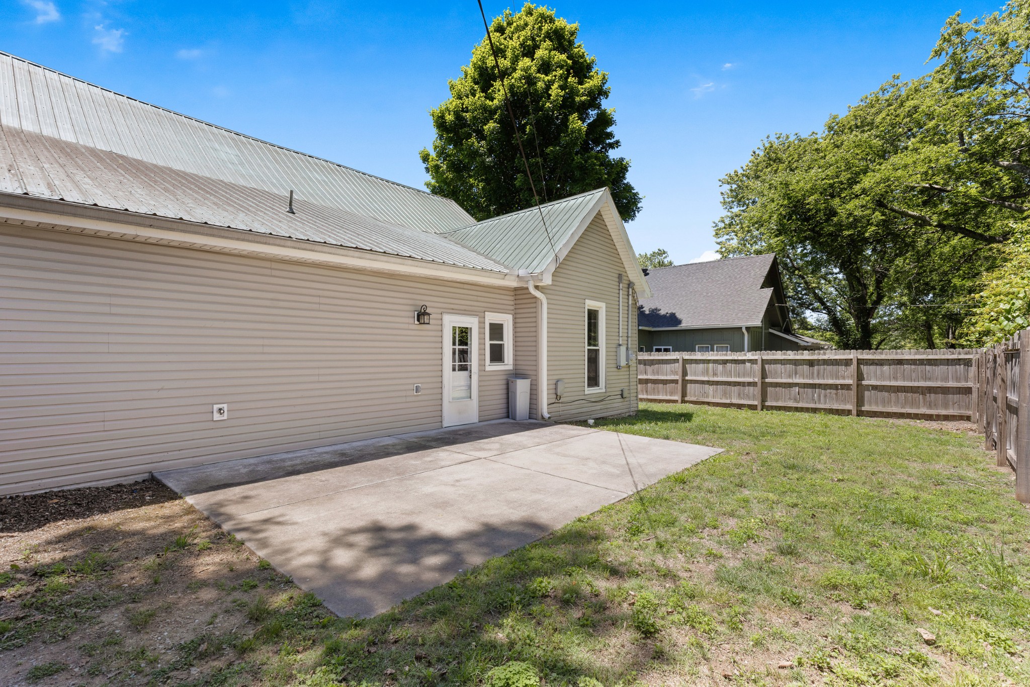 610 E Main Street Watertown TN 37184