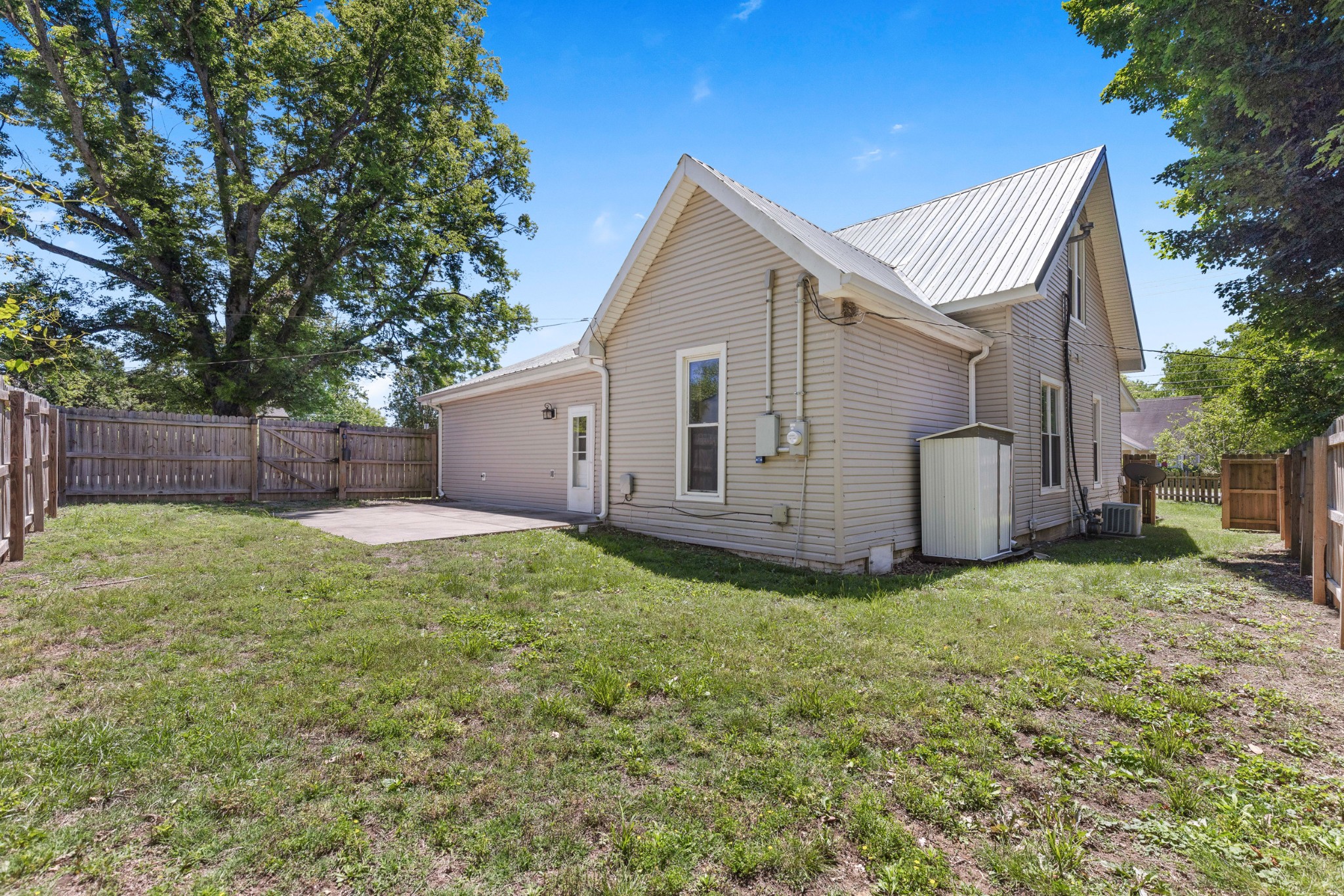 610 E Main Street Watertown TN 37184