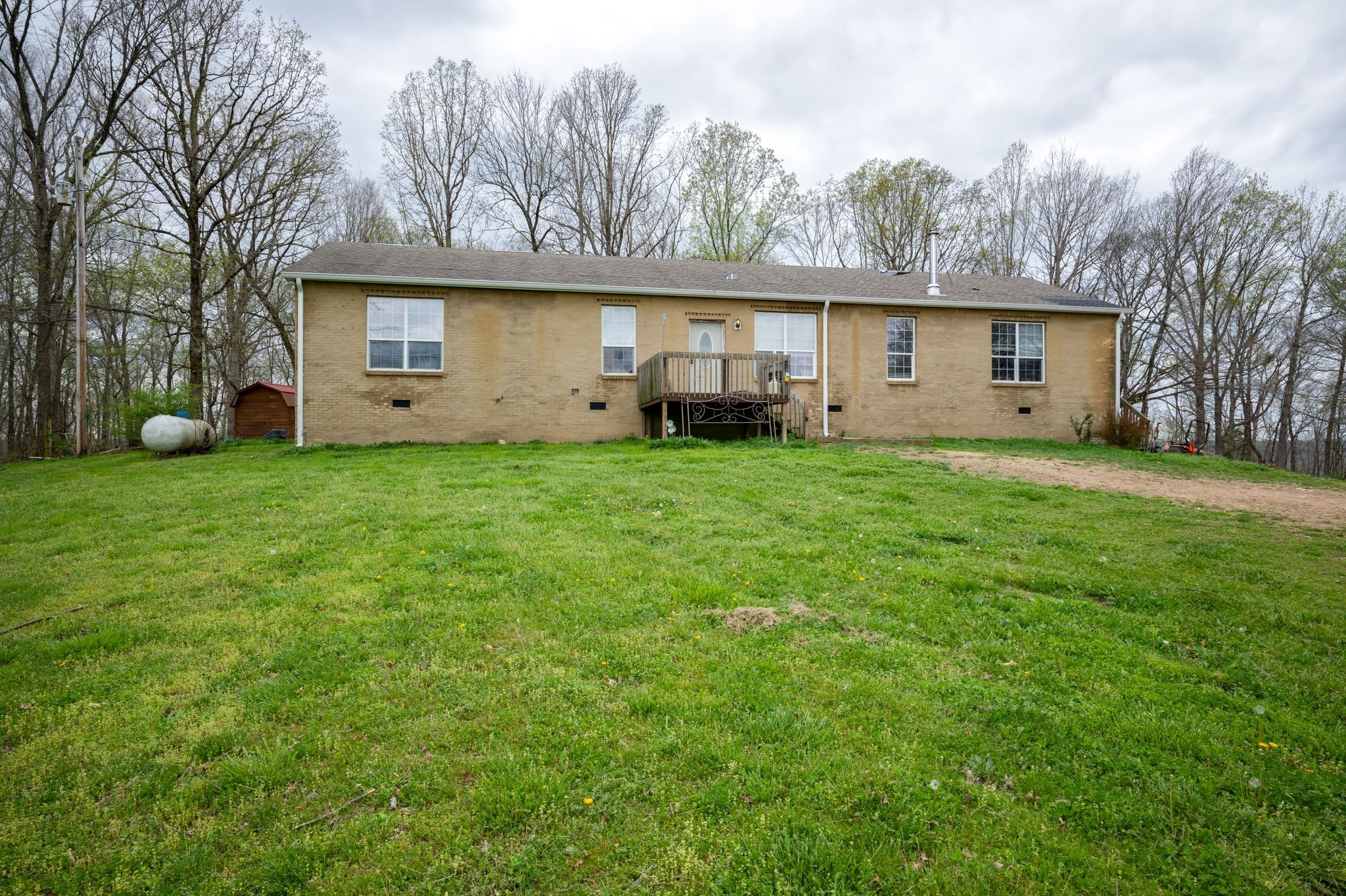 1051 Wade Reed Road White Bluff TN 37187