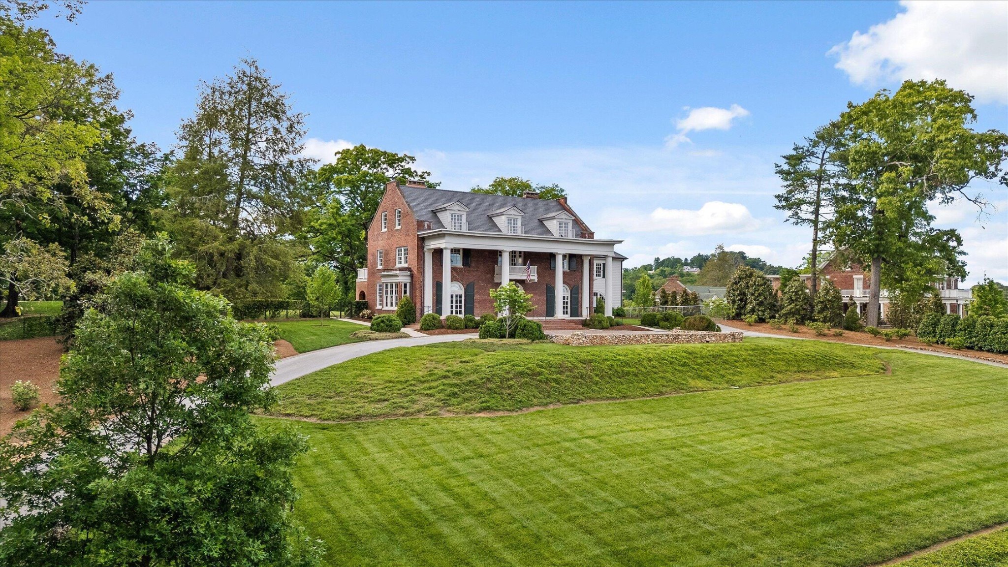 1636 Hillcrest Road Chattanooga TN 37405