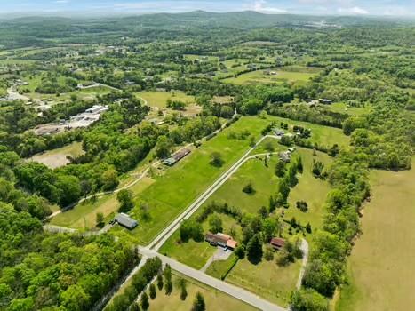 284 Pinhook Road Lebanon TN 37090