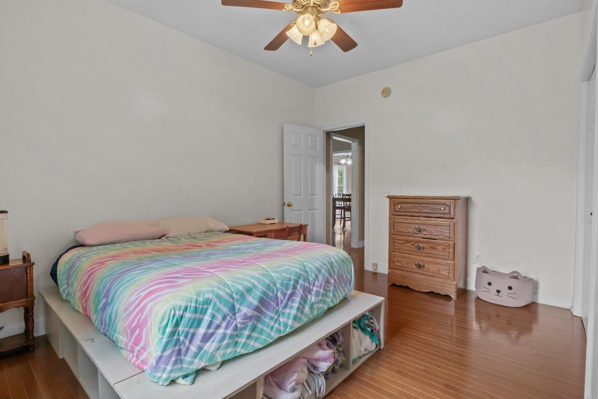202 Parkside Lane Burns TN 37029