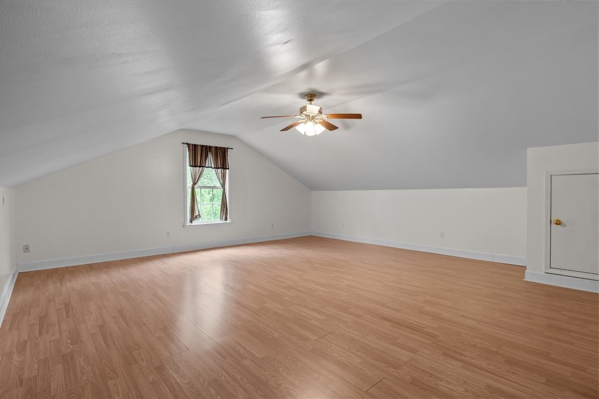 202 Parkside Lane Burns TN 37029