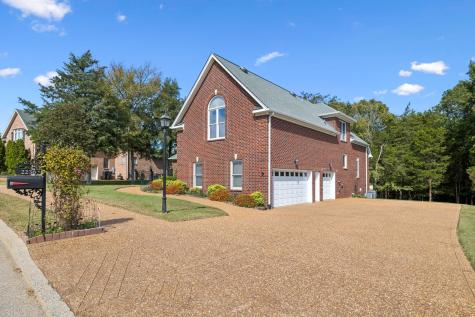 2236 Seven Points Circle Hermitage TN 37076