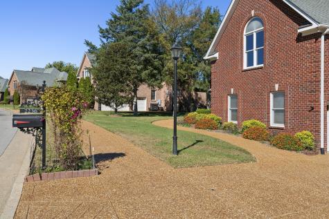 2236 Seven Points Circle Hermitage TN 37076