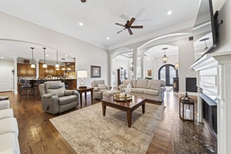 301 Scarsdale Dr, S Hendersonville TN 37075