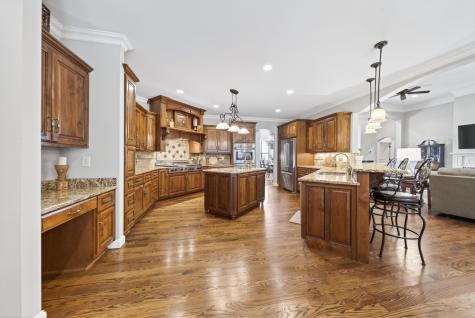 301 Scarsdale Dr, S Hendersonville TN 37075