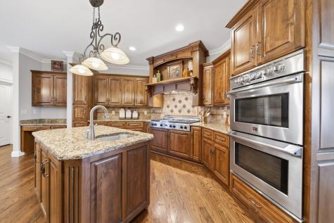 301 Scarsdale Dr, S Hendersonville TN 37075
