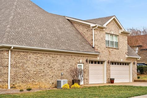 301 Scarsdale Dr, S Hendersonville TN 37075