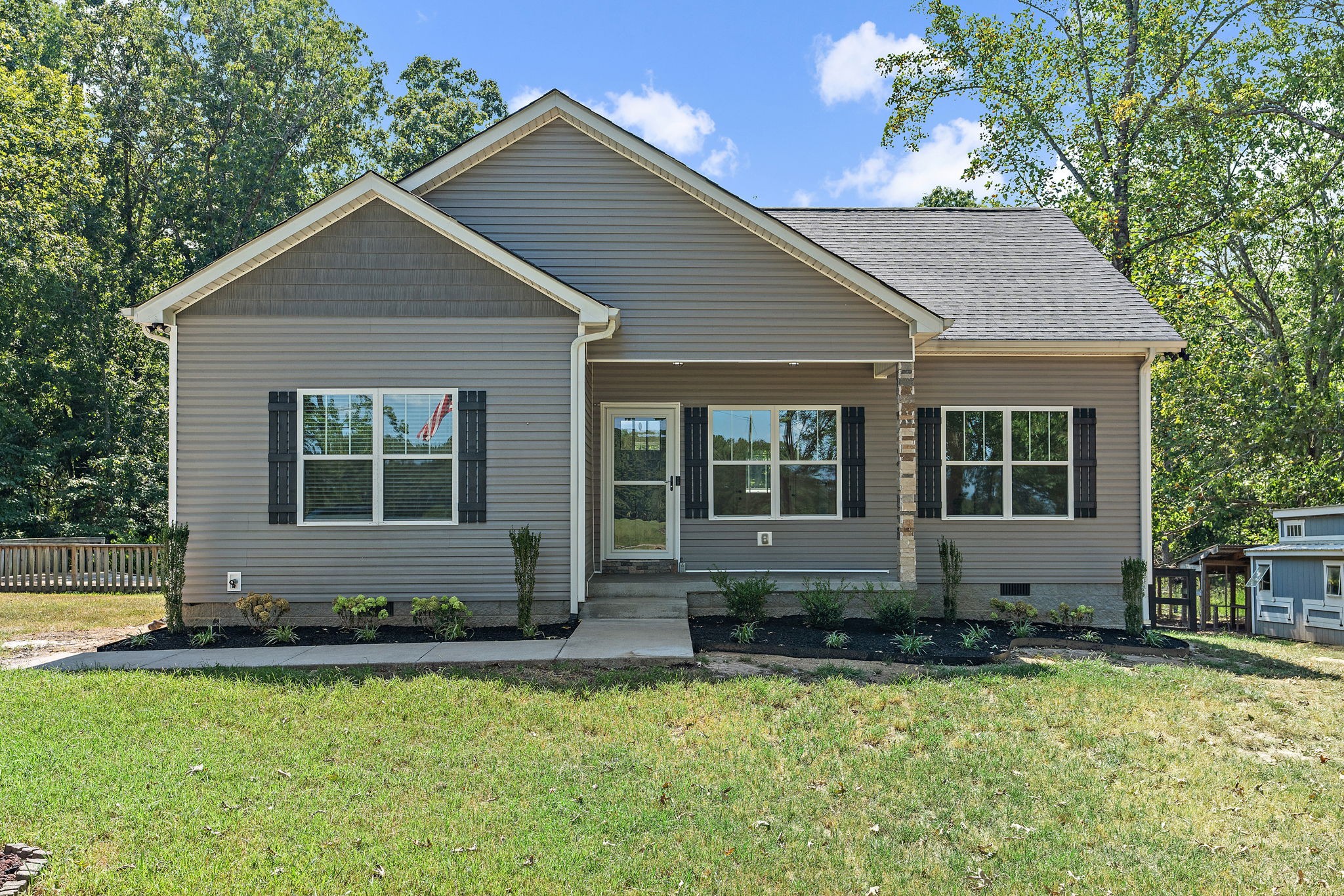2334 C C C Road Dickson TN 37055
