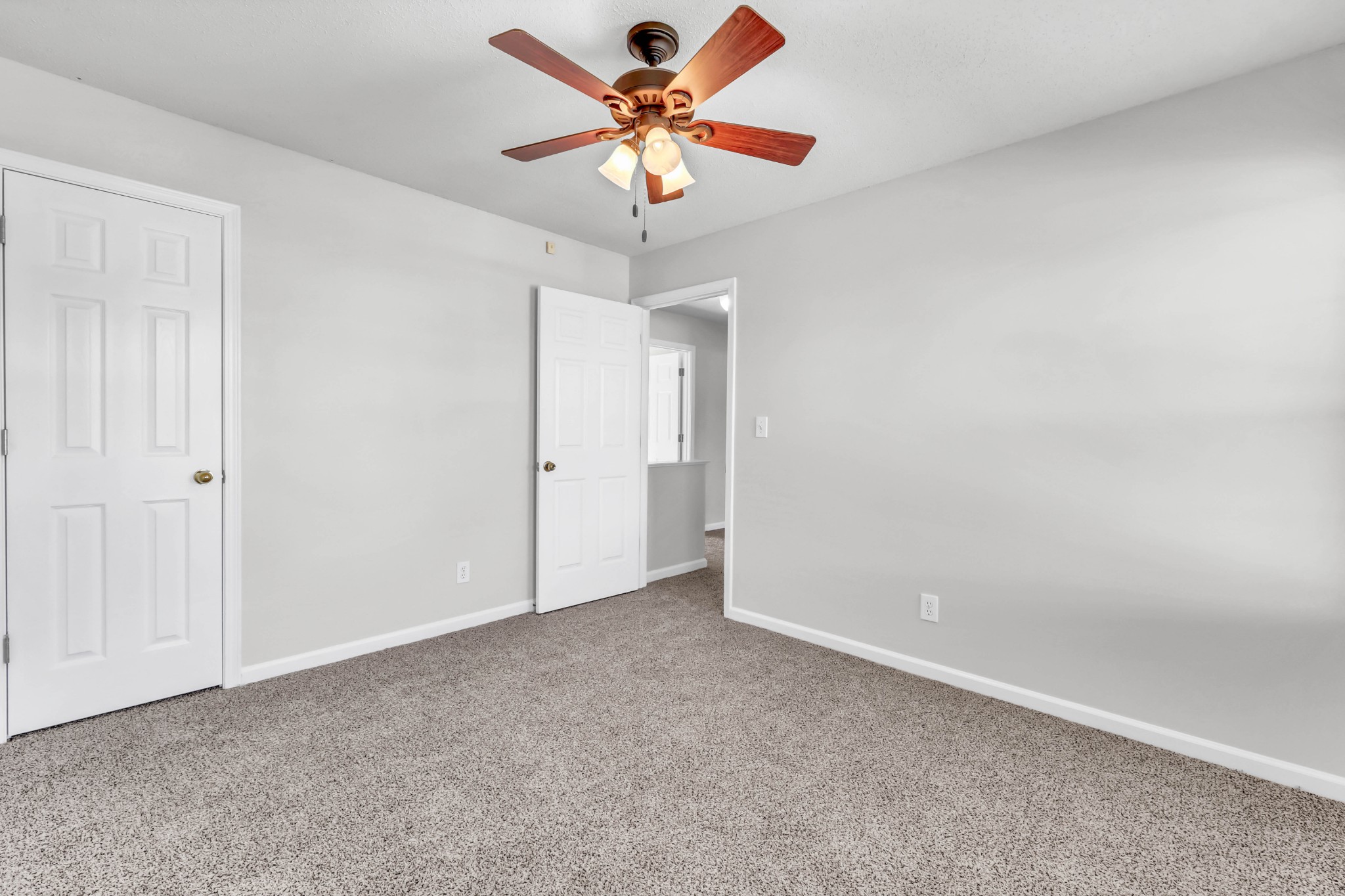 4244 N Woodstock Drive Clarksville TN 37040