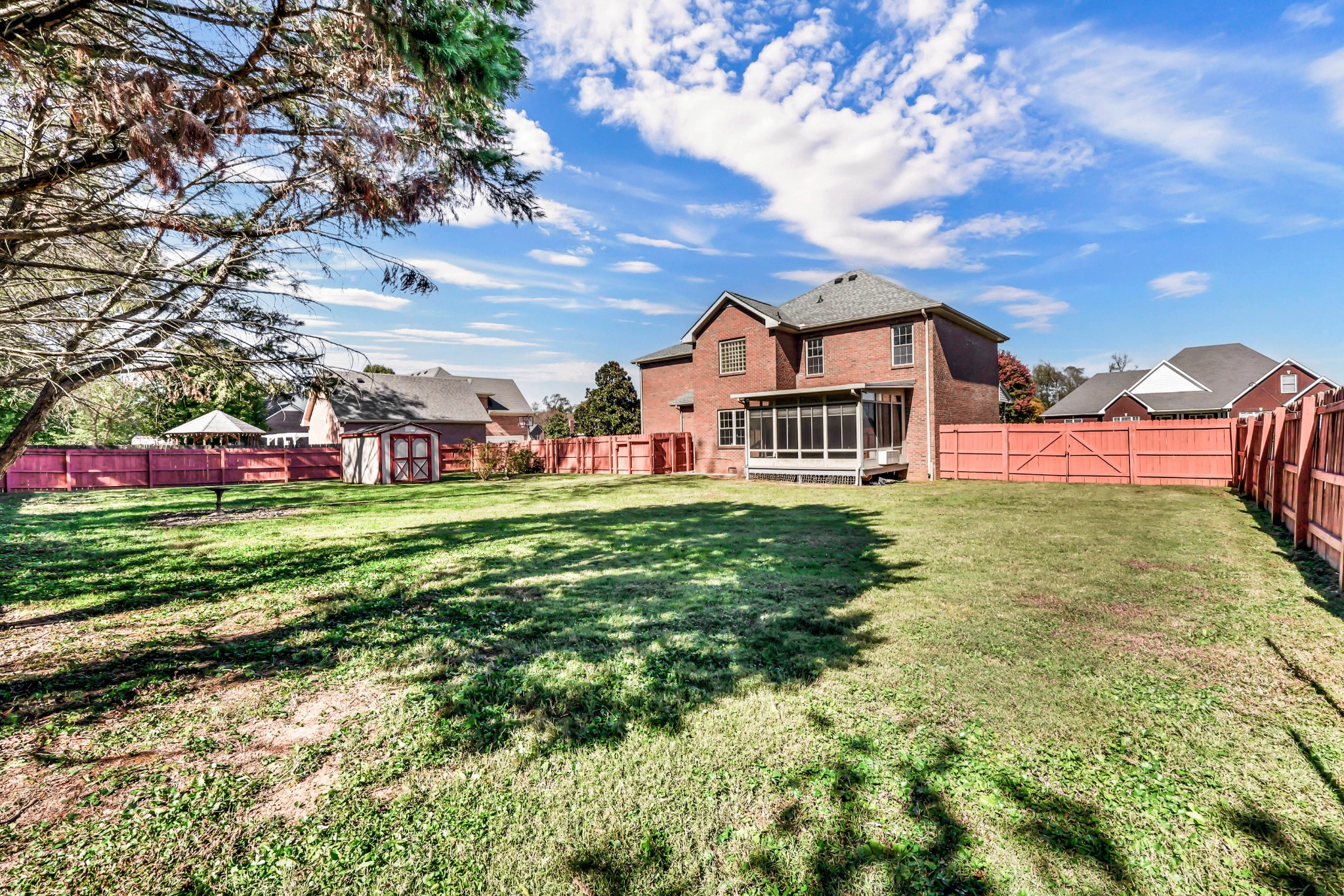 4244 N Woodstock Drive Clarksville TN 37040