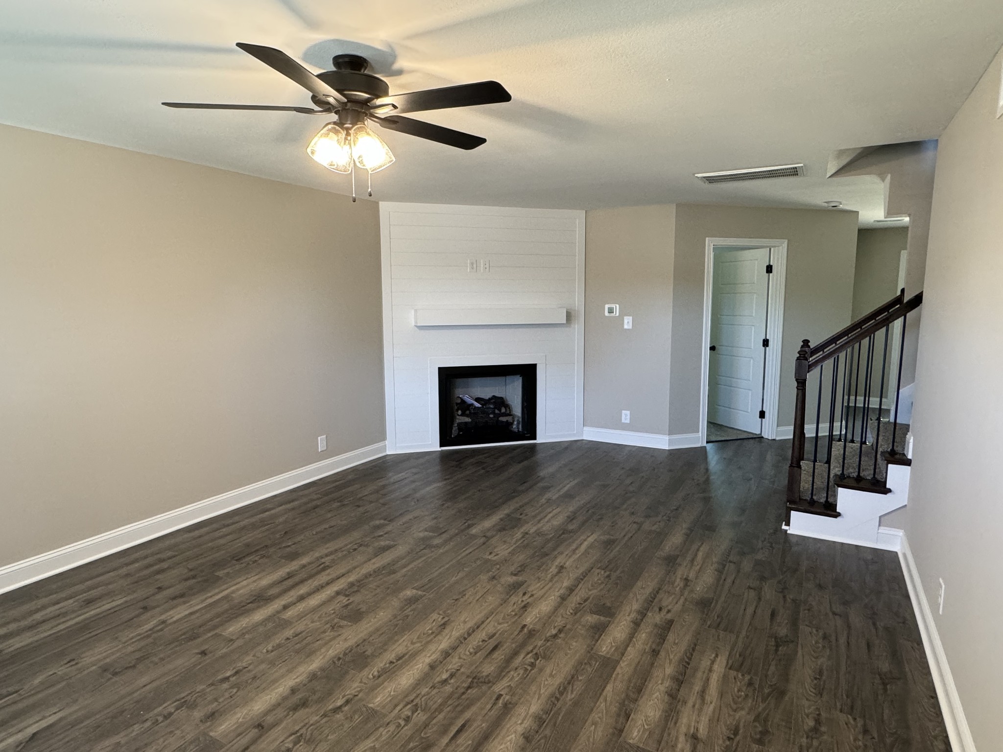 3562 Torrington Lane Clarksville TN 37042
