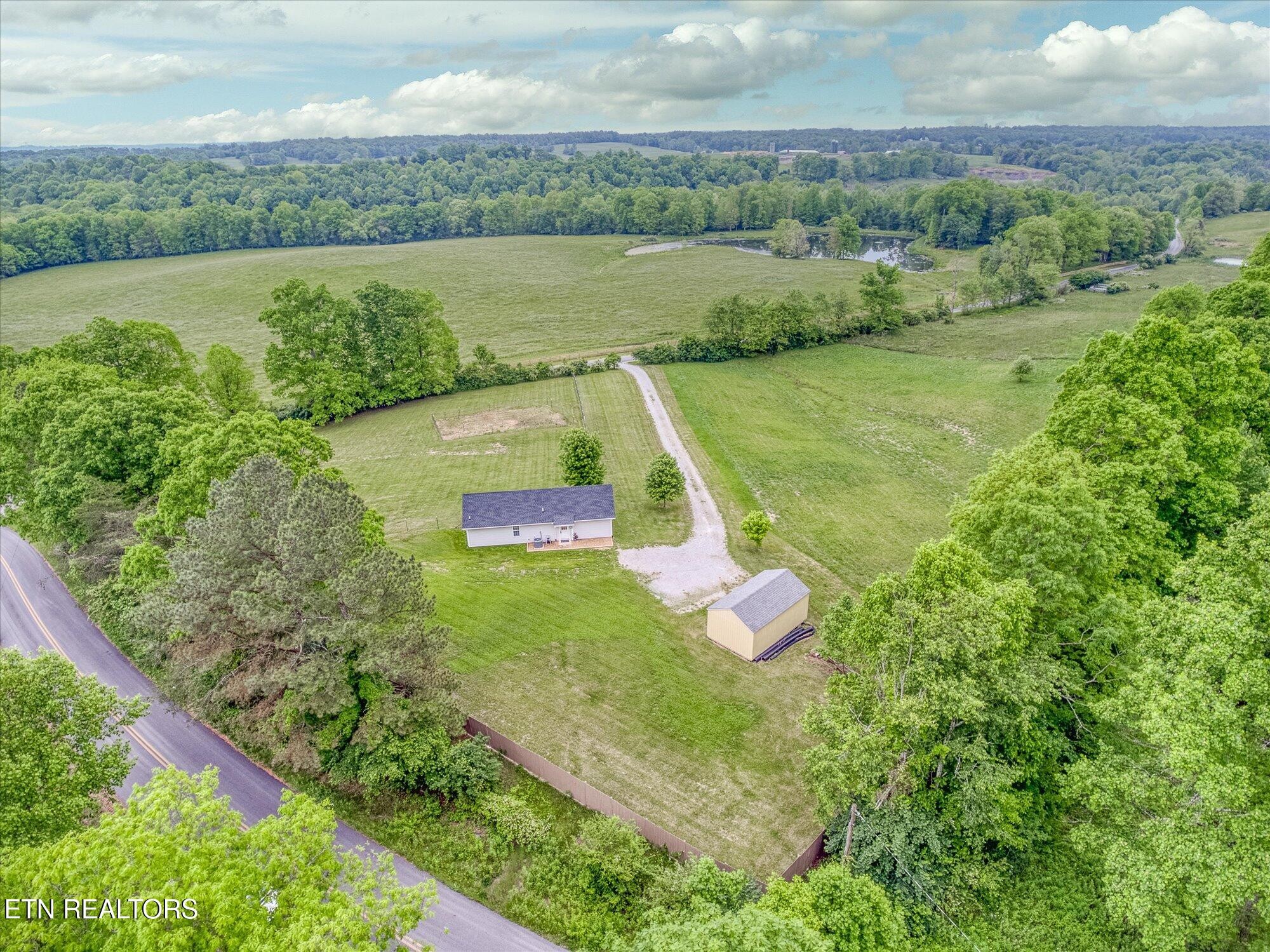 1447 Dykes Road Crossville TN 38571