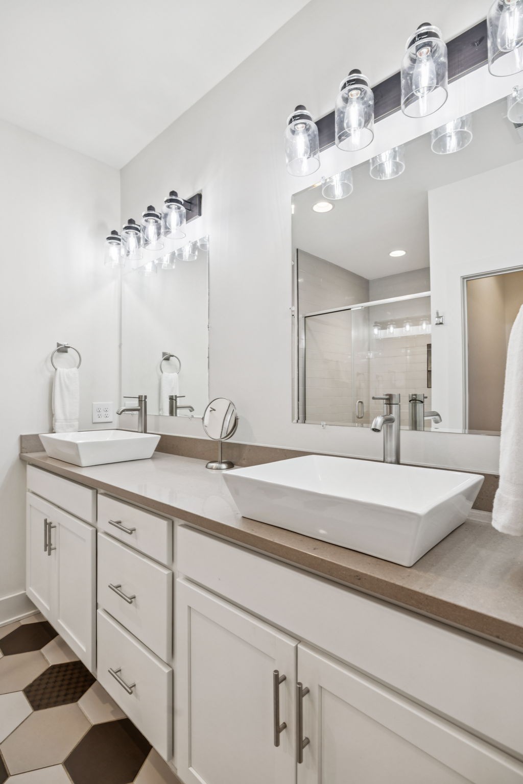2118 Elliott Avenue Nashville TN 37204