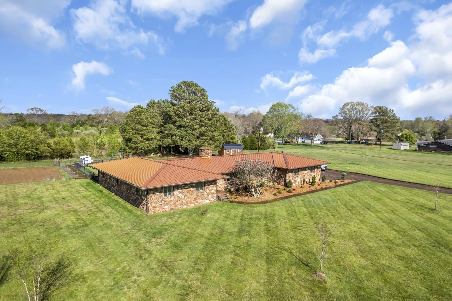 1409 Old Estill Springs Road Tullahoma TN 37388