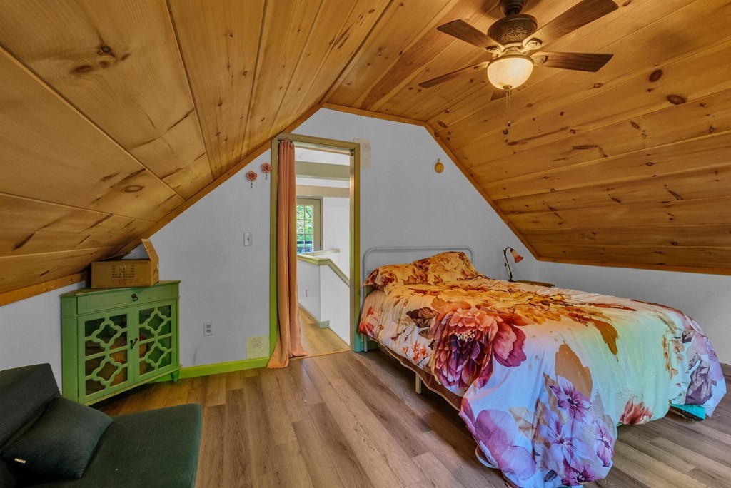 755 Woody Road Byrdstown TN 38549