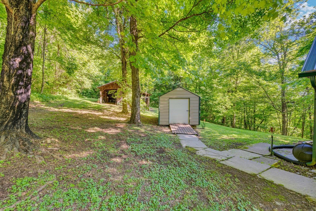 755 Woody Road Byrdstown TN 38549