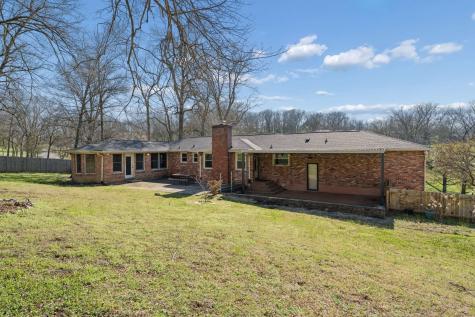 712 Clematis Drive Nashville TN 37205