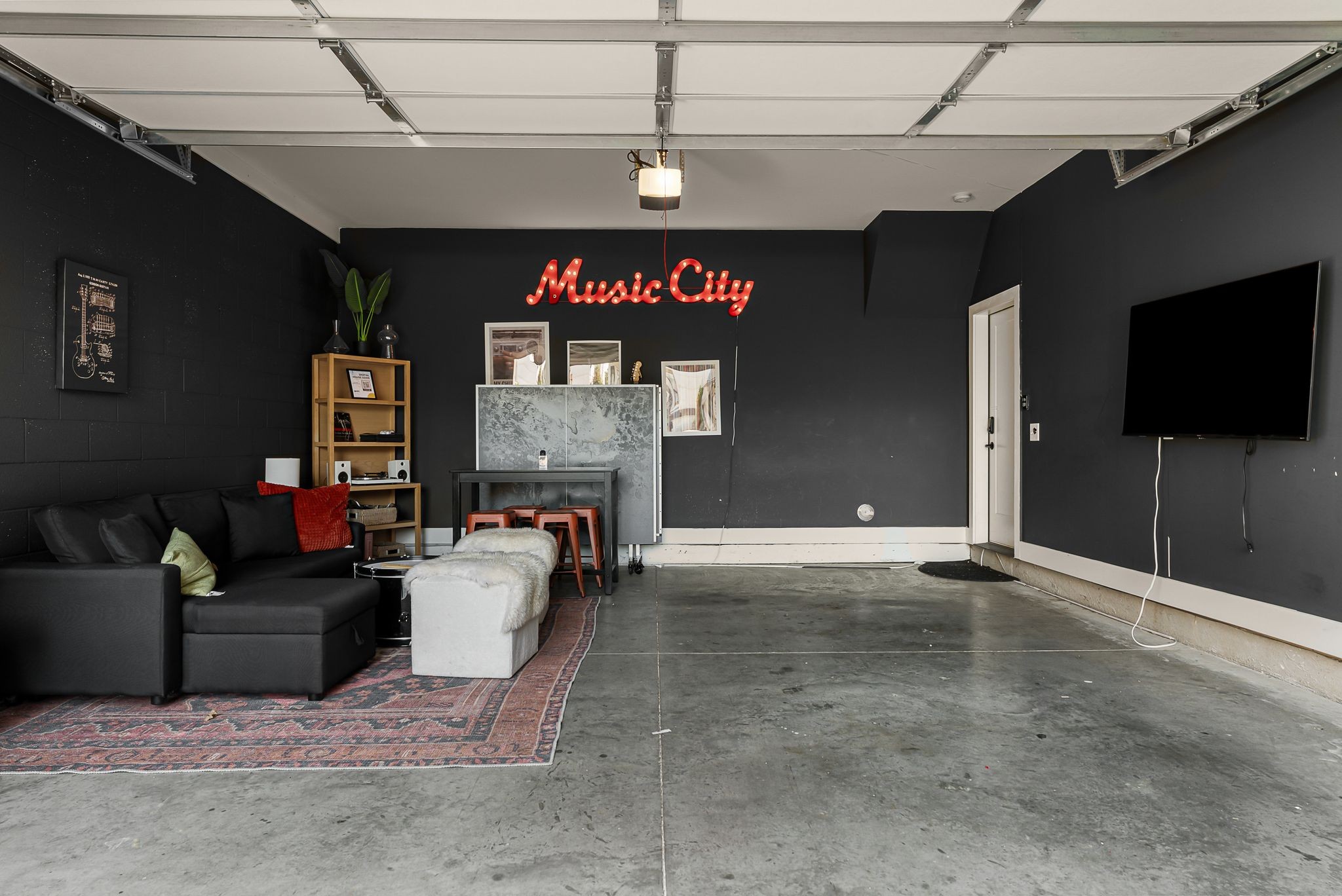 1011A 12th Ave, S Nashville TN 37203