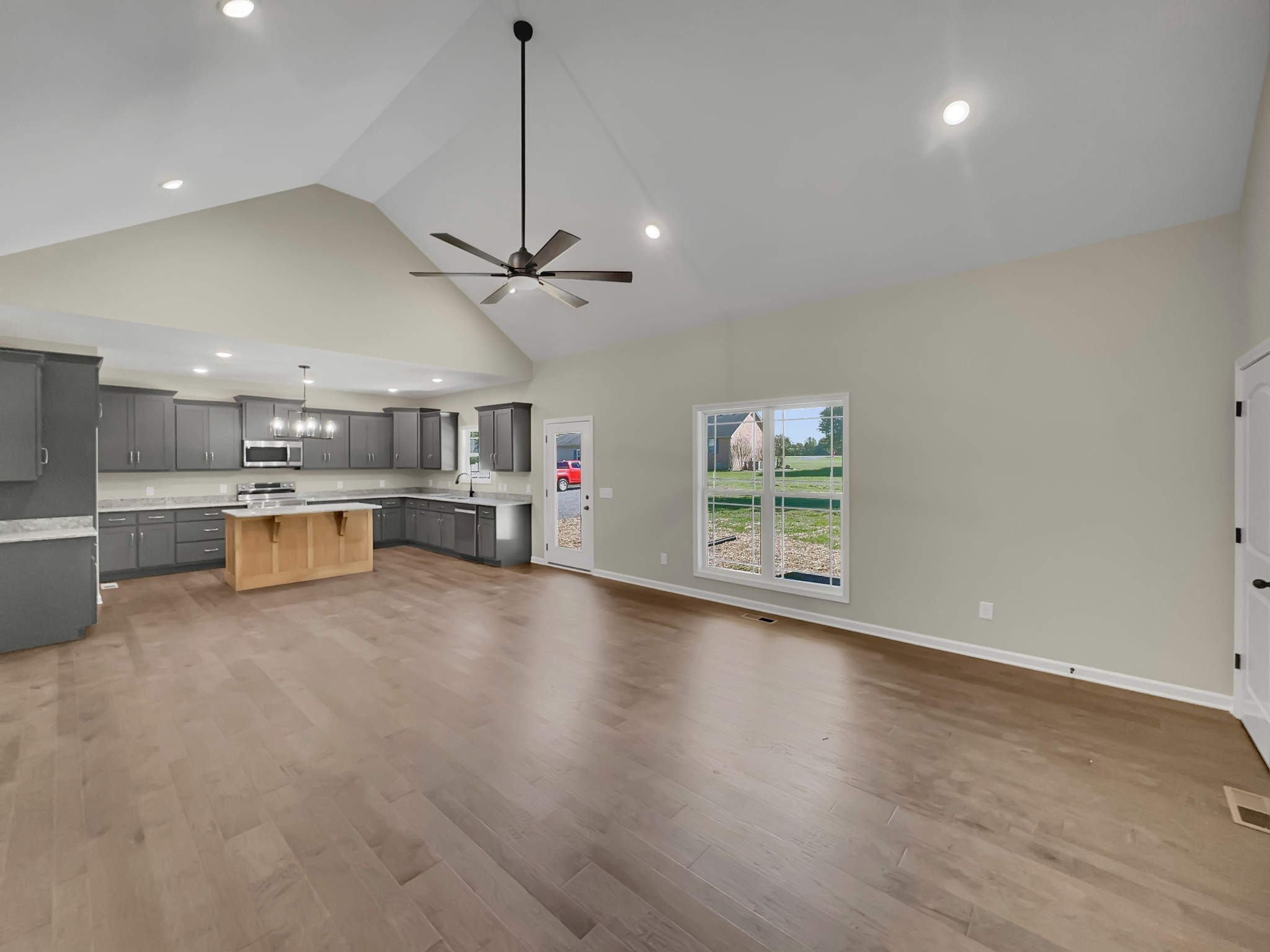 158 Fox Run Lafayette TN 37083