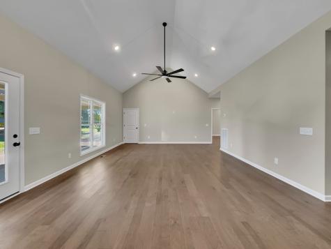 158 Fox Run Lafayette TN 37083
