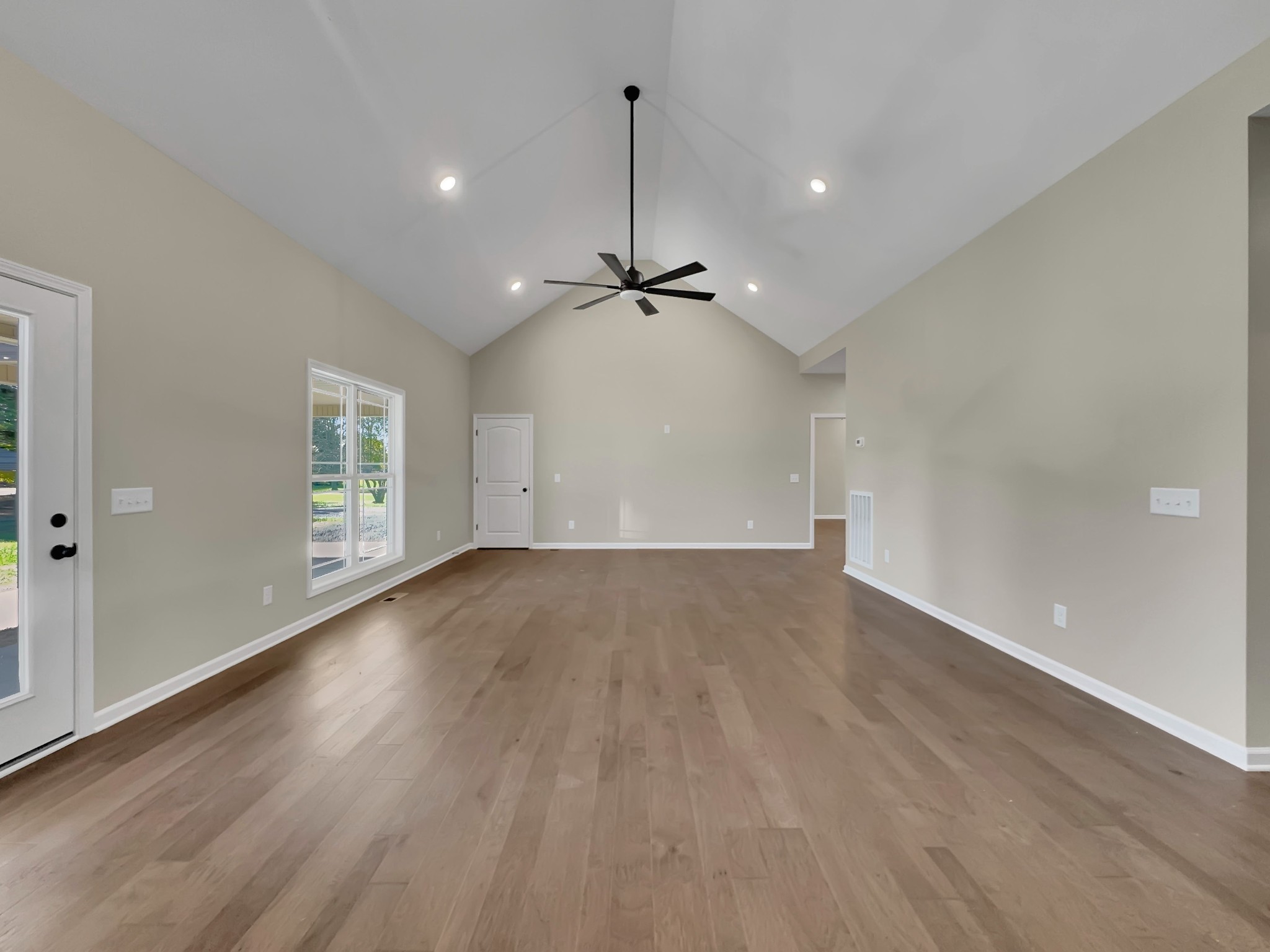 158 Fox Run Lafayette TN 37083
