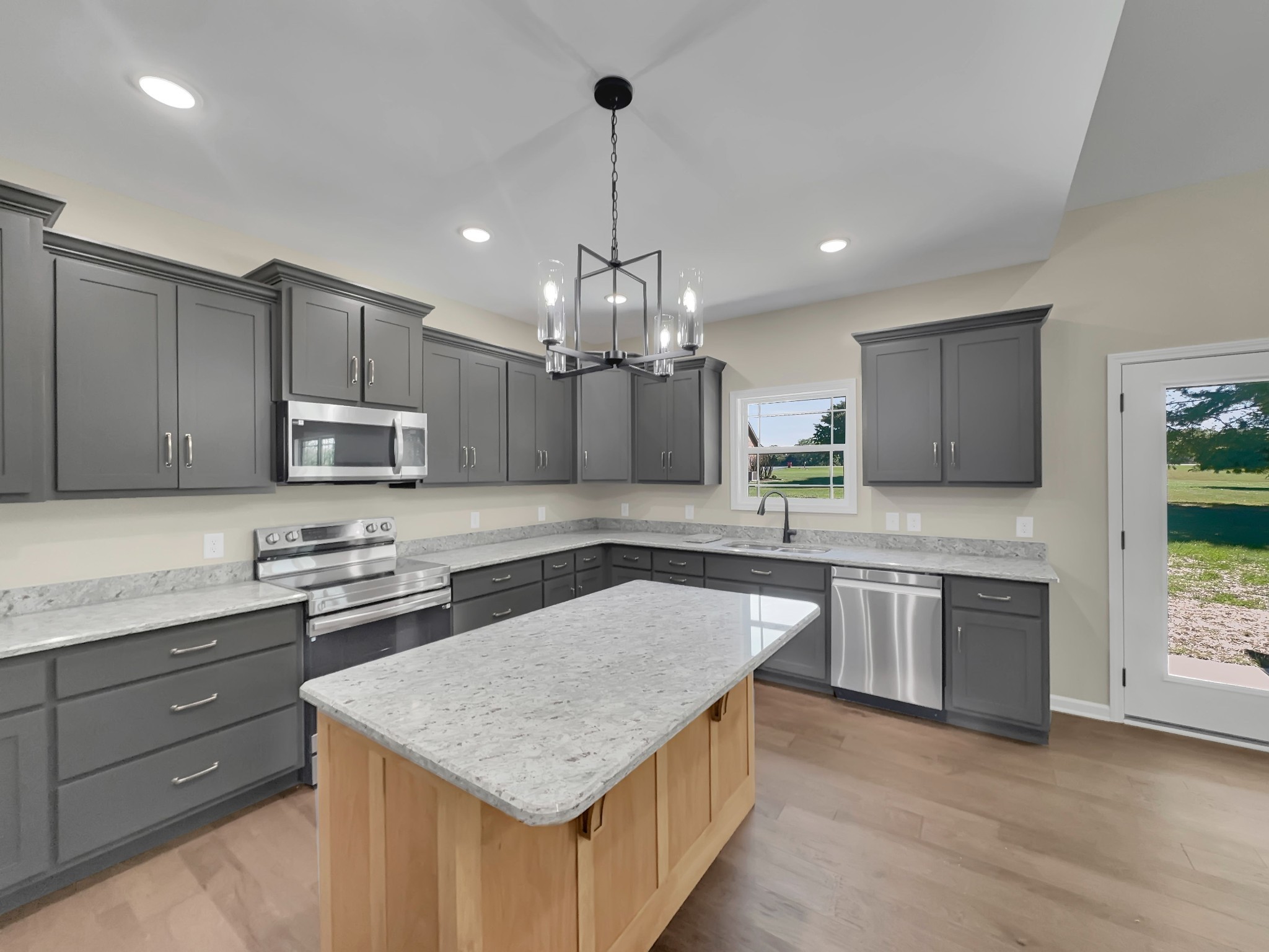 158 Fox Run Lafayette TN 37083