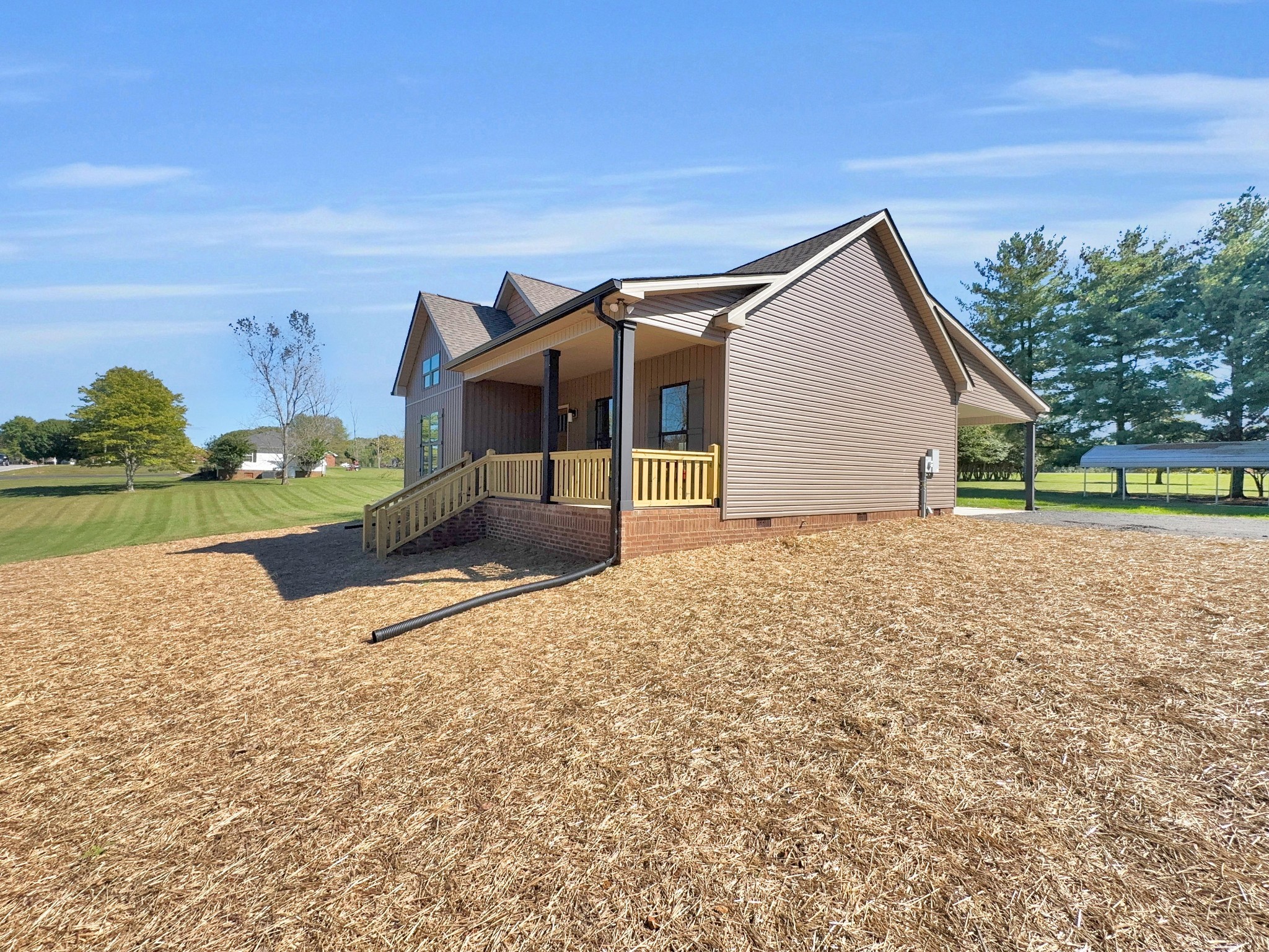 158 Fox Run Lafayette TN 37083