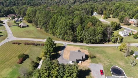 158 Fox Run Lafayette TN 37083