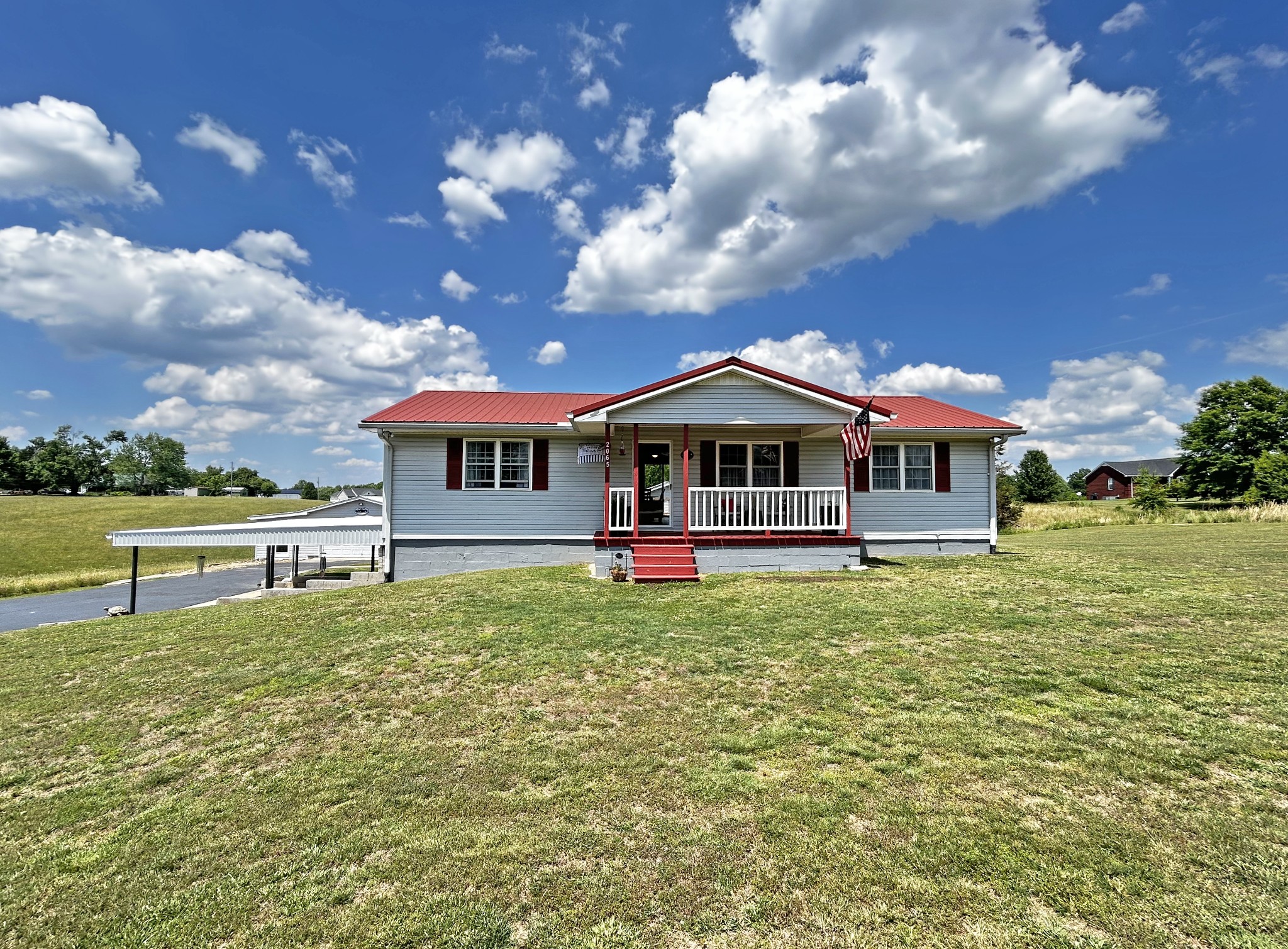 2065 Austin Road Lafayette TN 37083