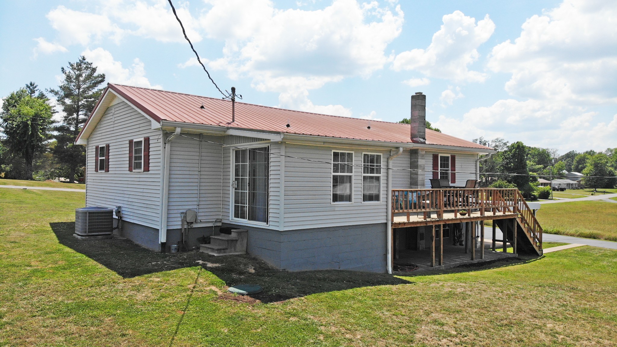 2065 Austin Road Lafayette TN 37083