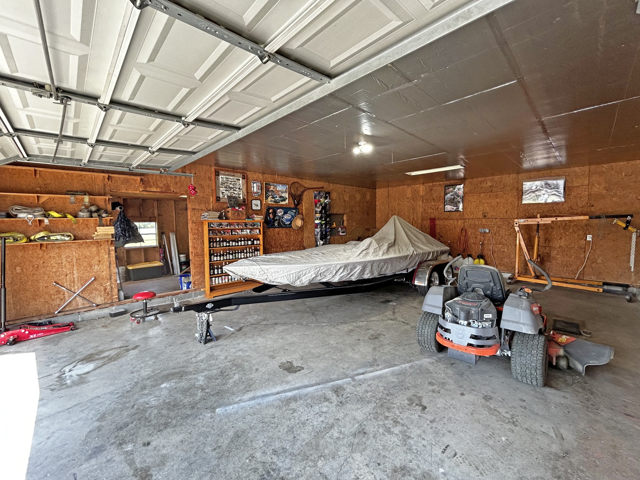 2065 Austin Road Lafayette TN 37083