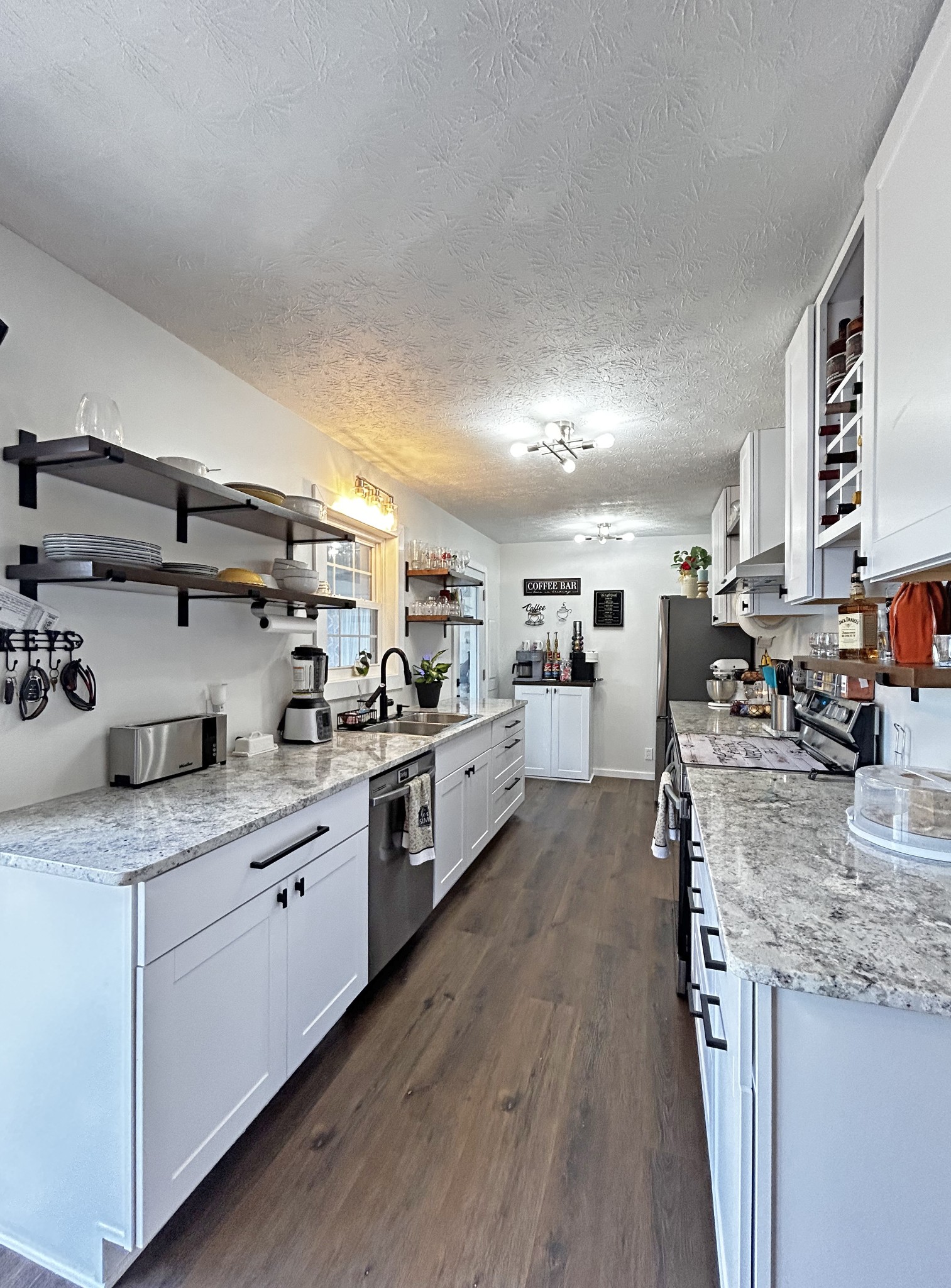 2065 Austin Road Lafayette TN 37083