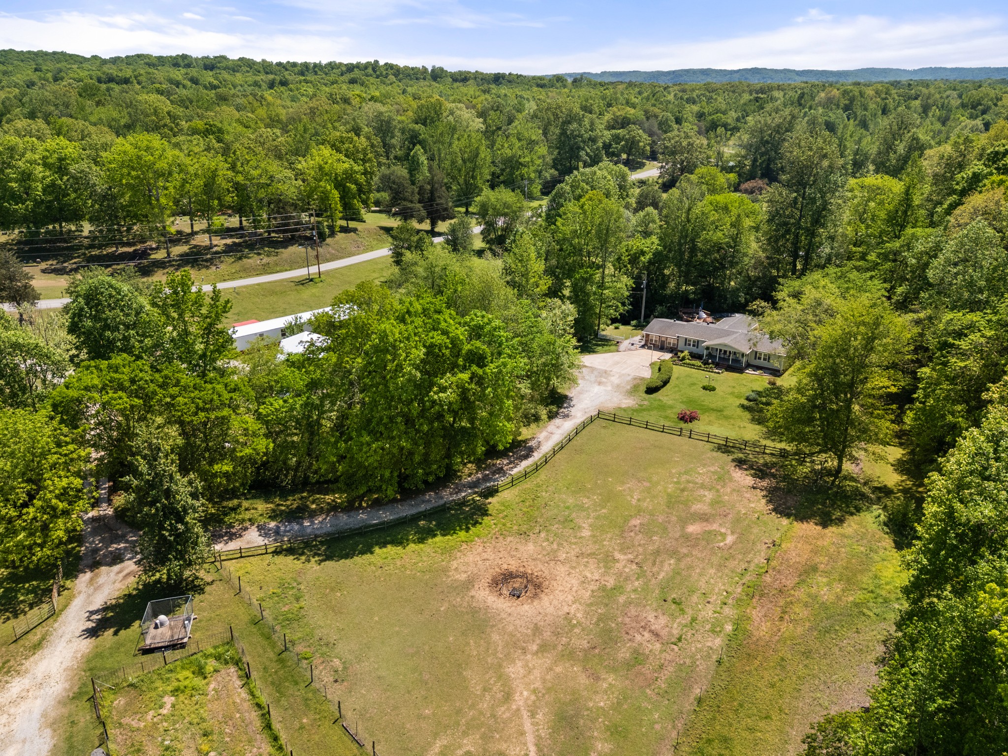 1431 Flatwood Road New Johnsonville TN 37134