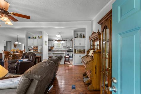 1431 Flatwood Road New Johnsonville TN 37134