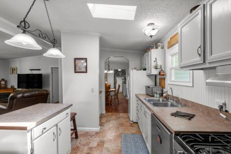 1431 Flatwood Road New Johnsonville TN 37134