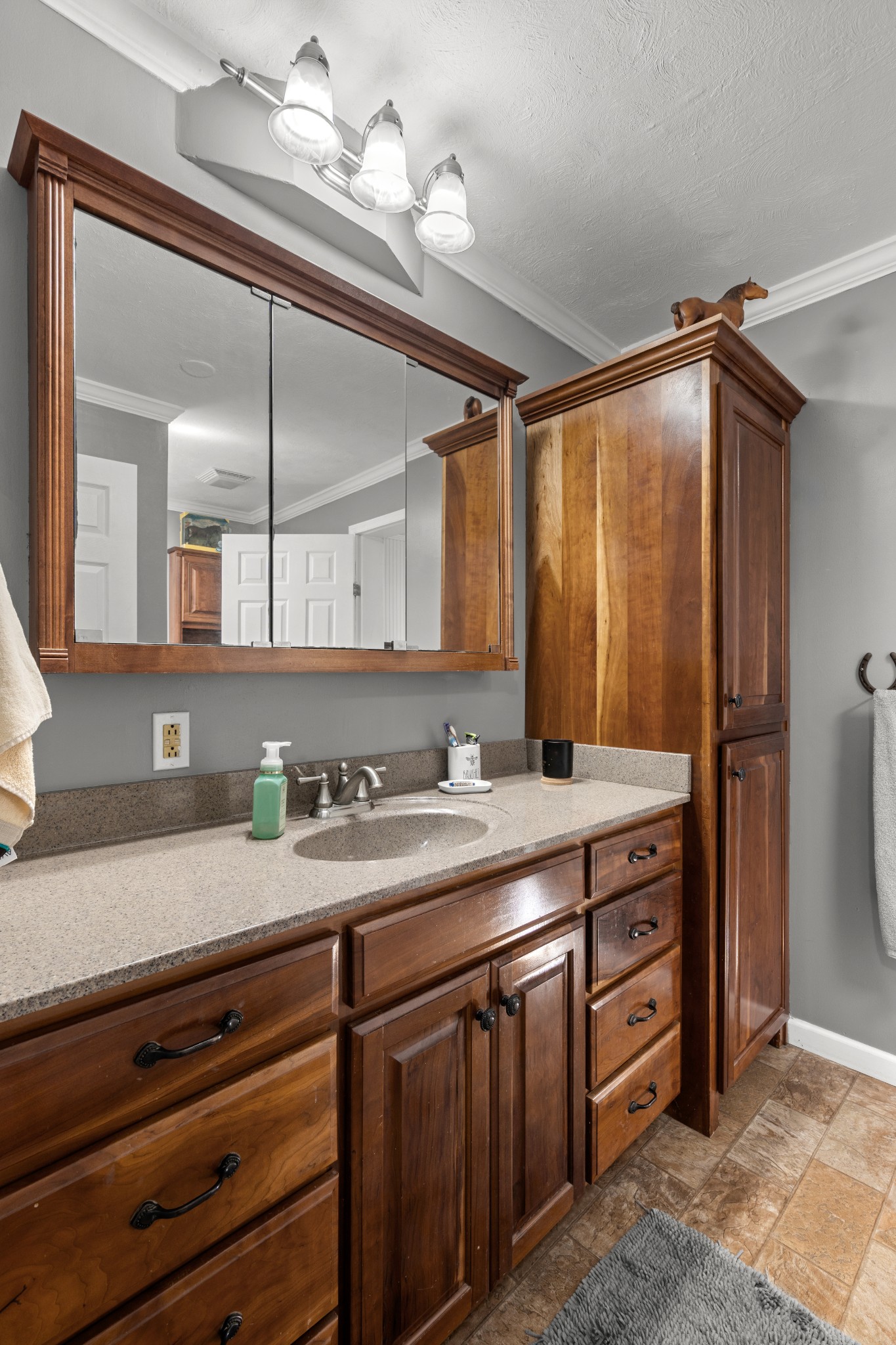 1431 Flatwood Road New Johnsonville TN 37134