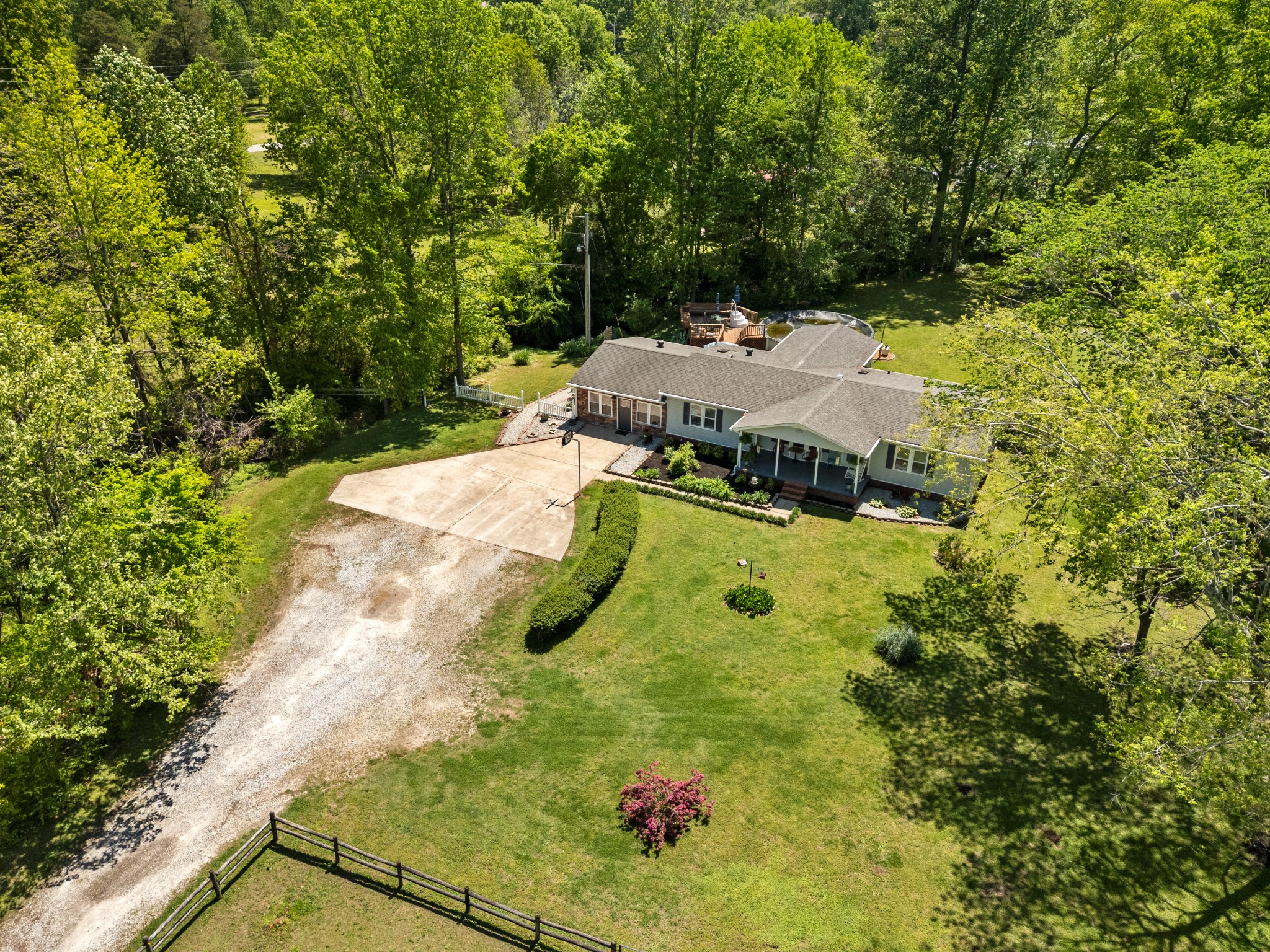 1431 Flatwood Road New Johnsonville TN 37134