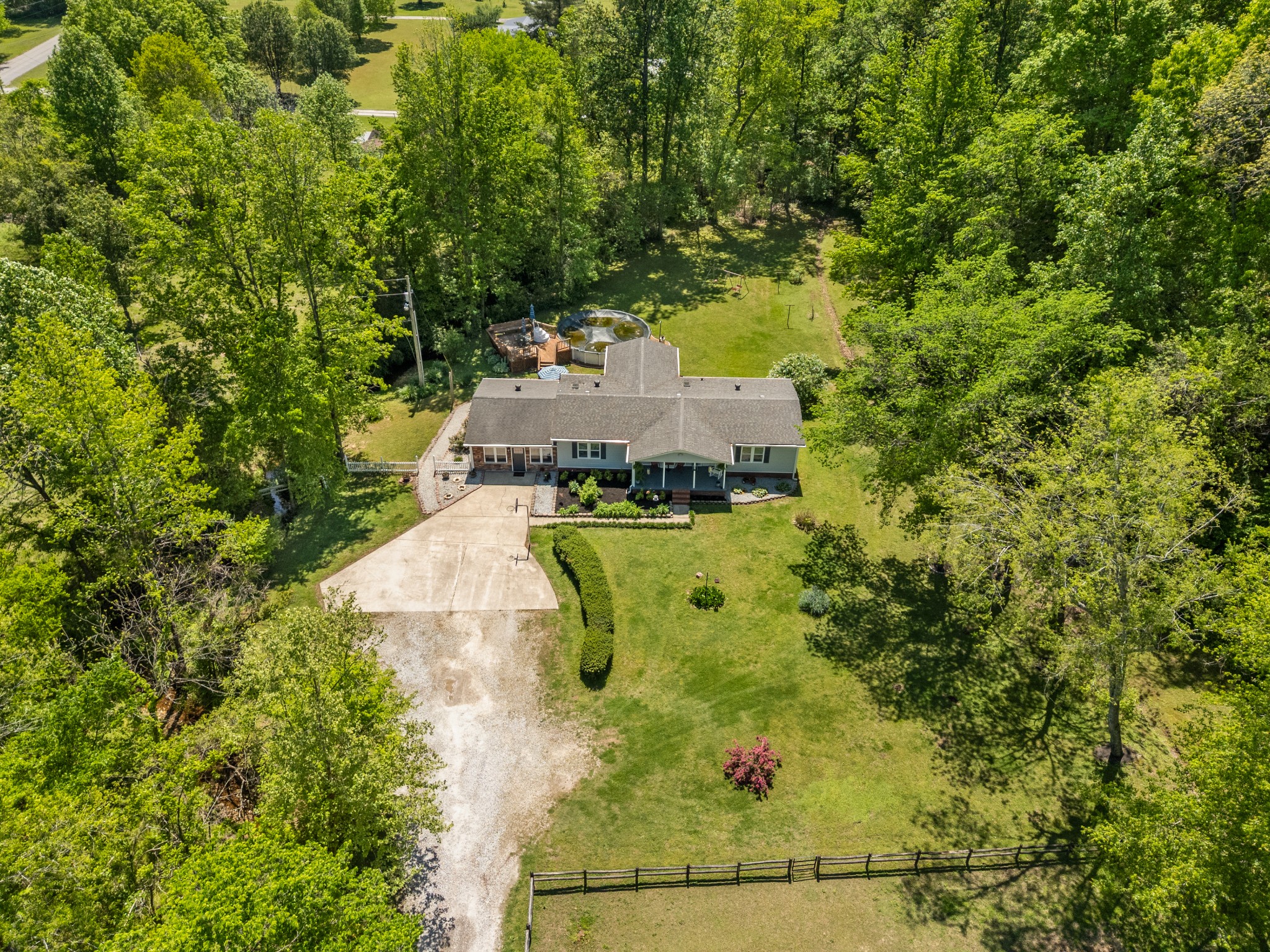 1431 Flatwood Road New Johnsonville TN 37134
