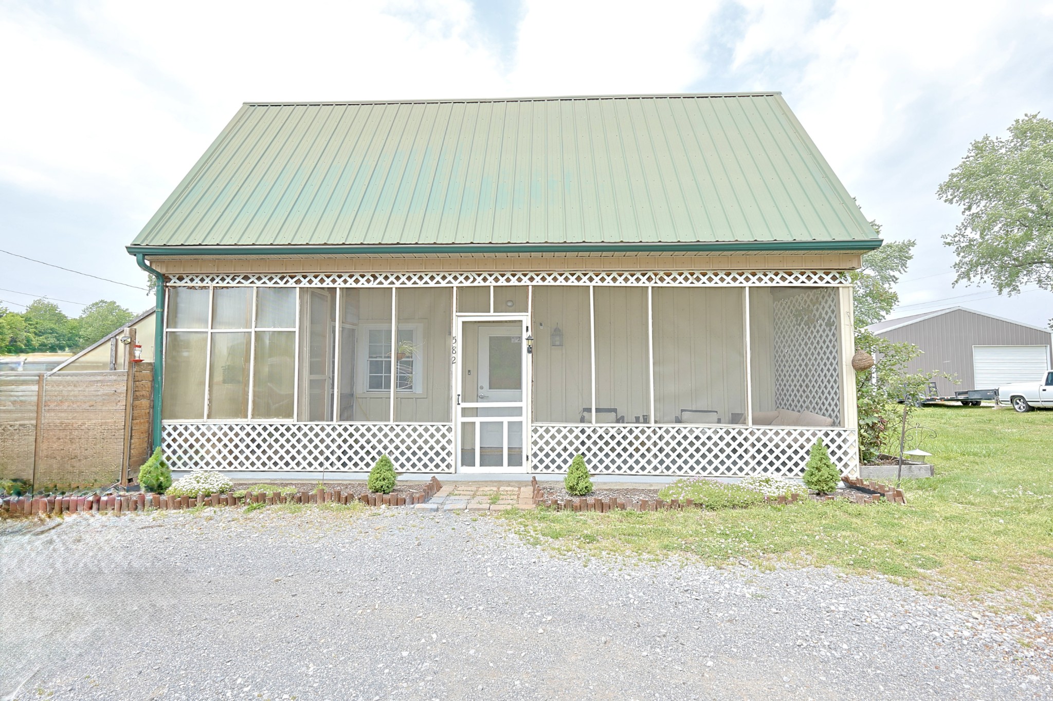 582 Cerulean Road Cadiz KY 42211