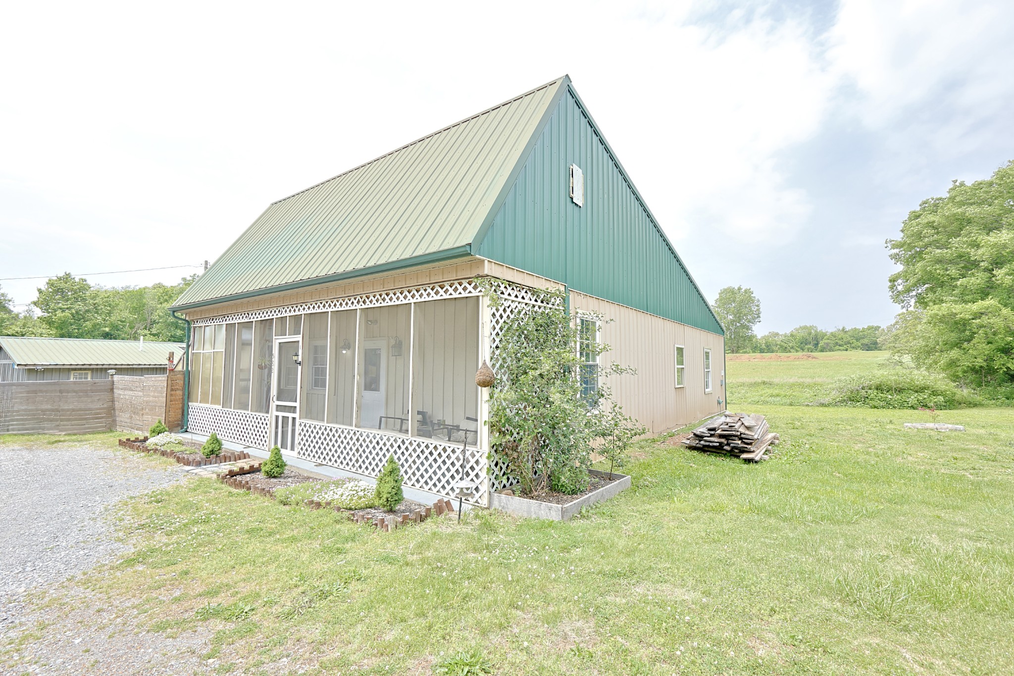 582 Cerulean Road Cadiz KY 42211