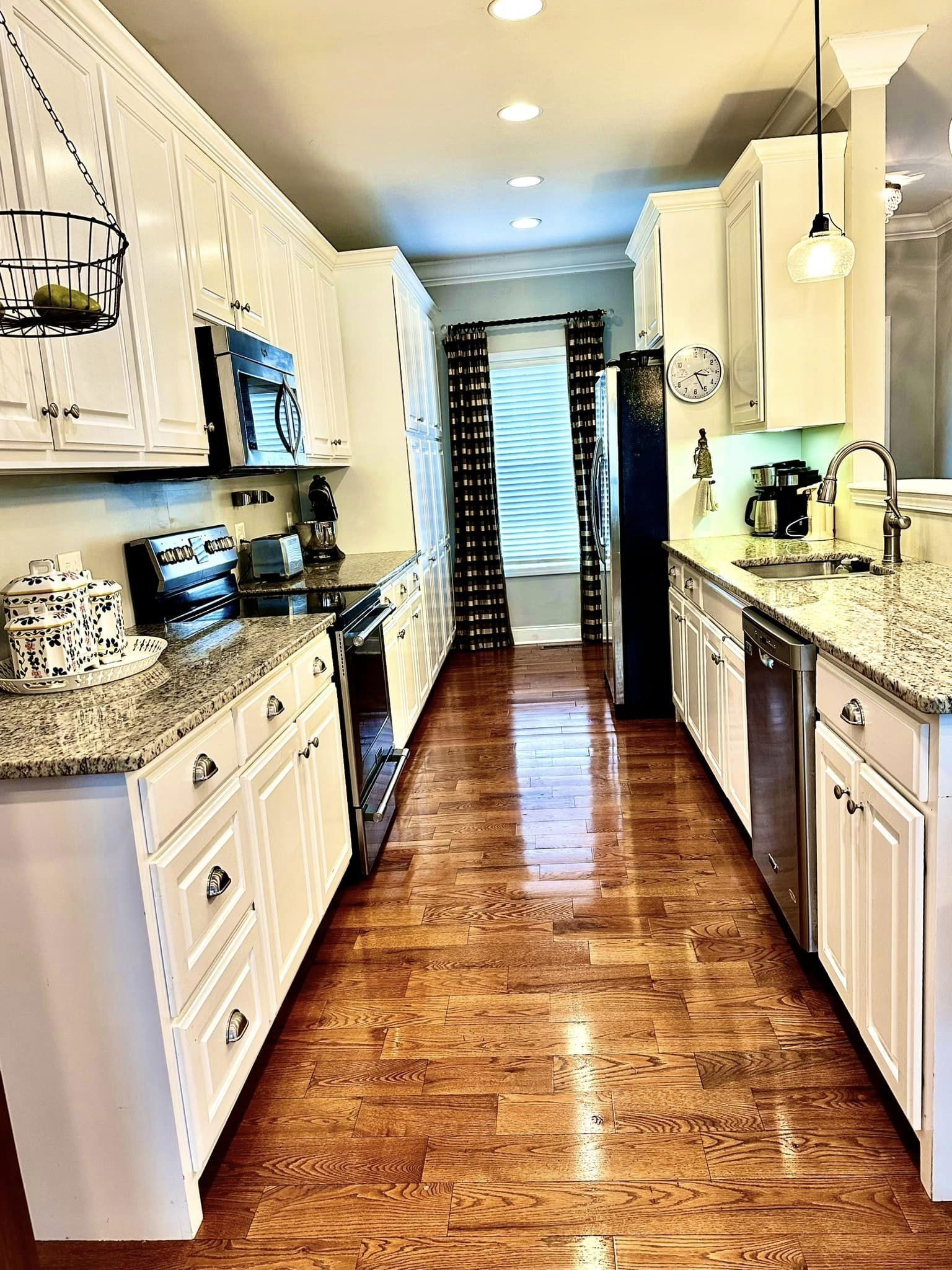 1605 S Cannon Blvd, E Shelbyville TN 37160
