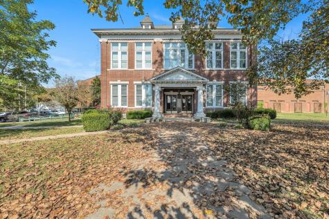 6 Crockett Hills Lane Ashland City TN 37015