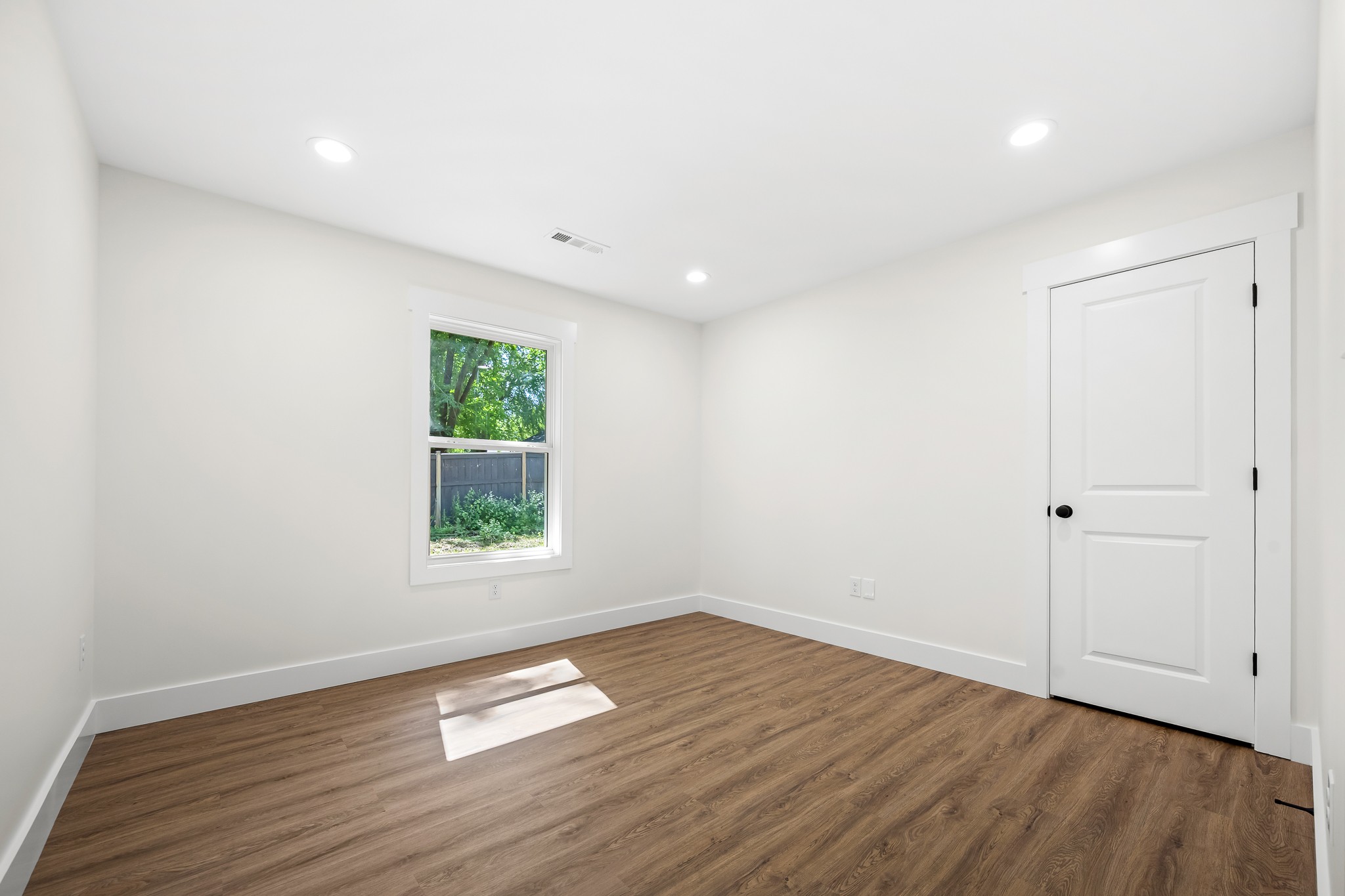 208 Decherd Street, W Tullahoma TN 37388