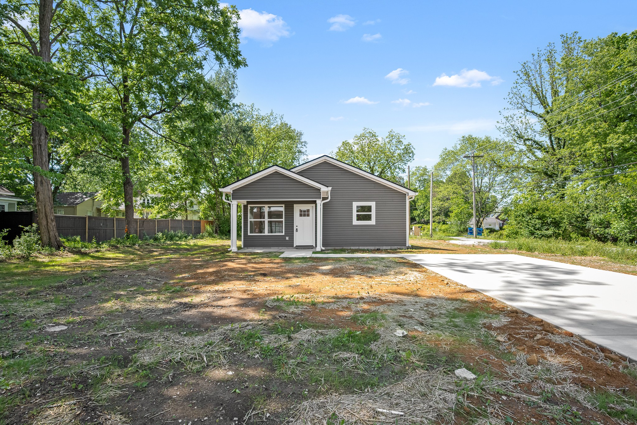 208 Decherd Street, W Tullahoma TN 37388