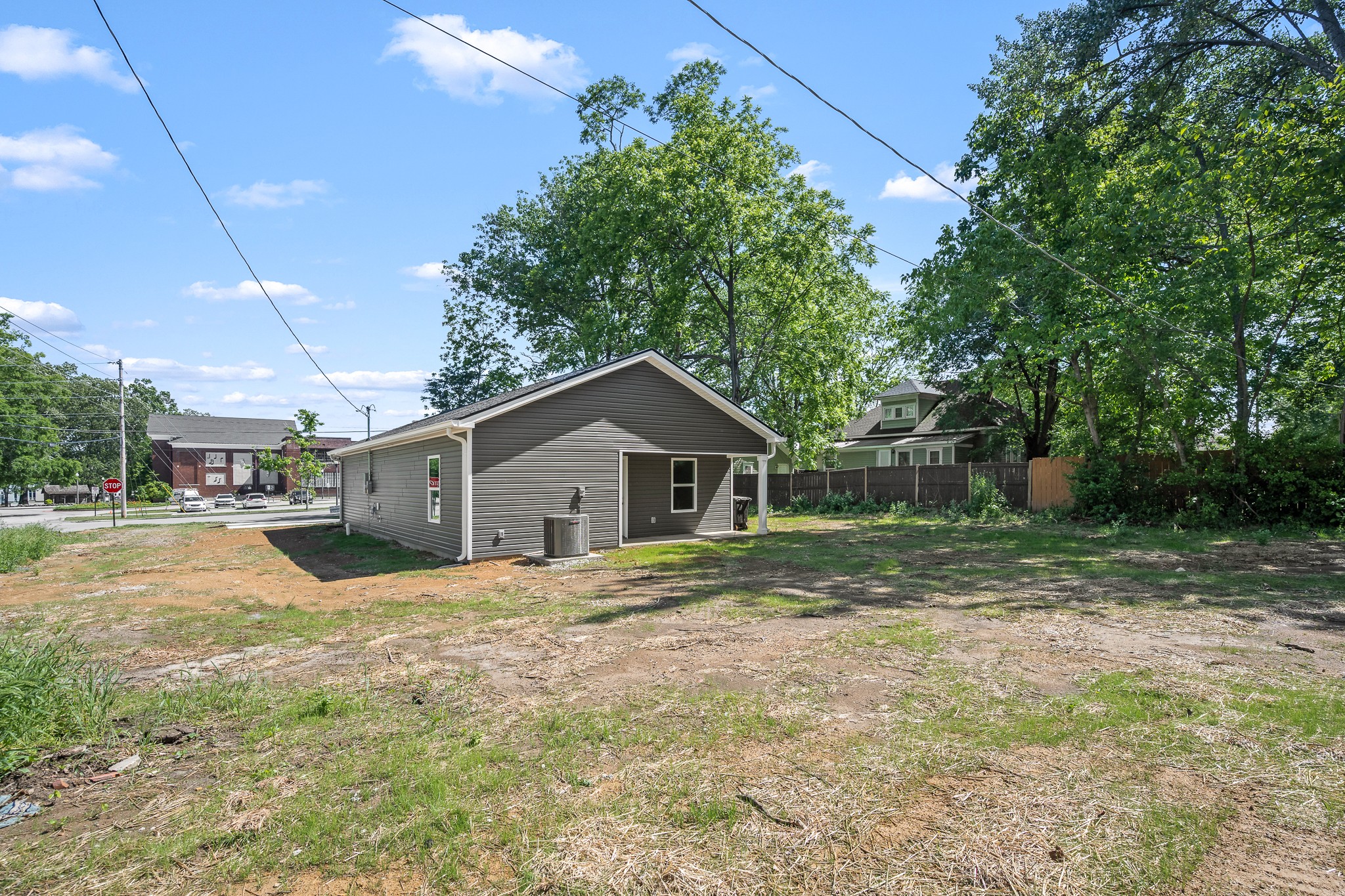 208 Decherd Street, W Tullahoma TN 37388