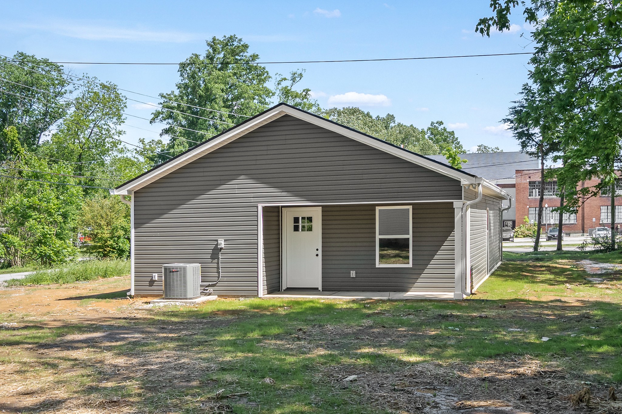 208 Decherd Street, W Tullahoma TN 37388
