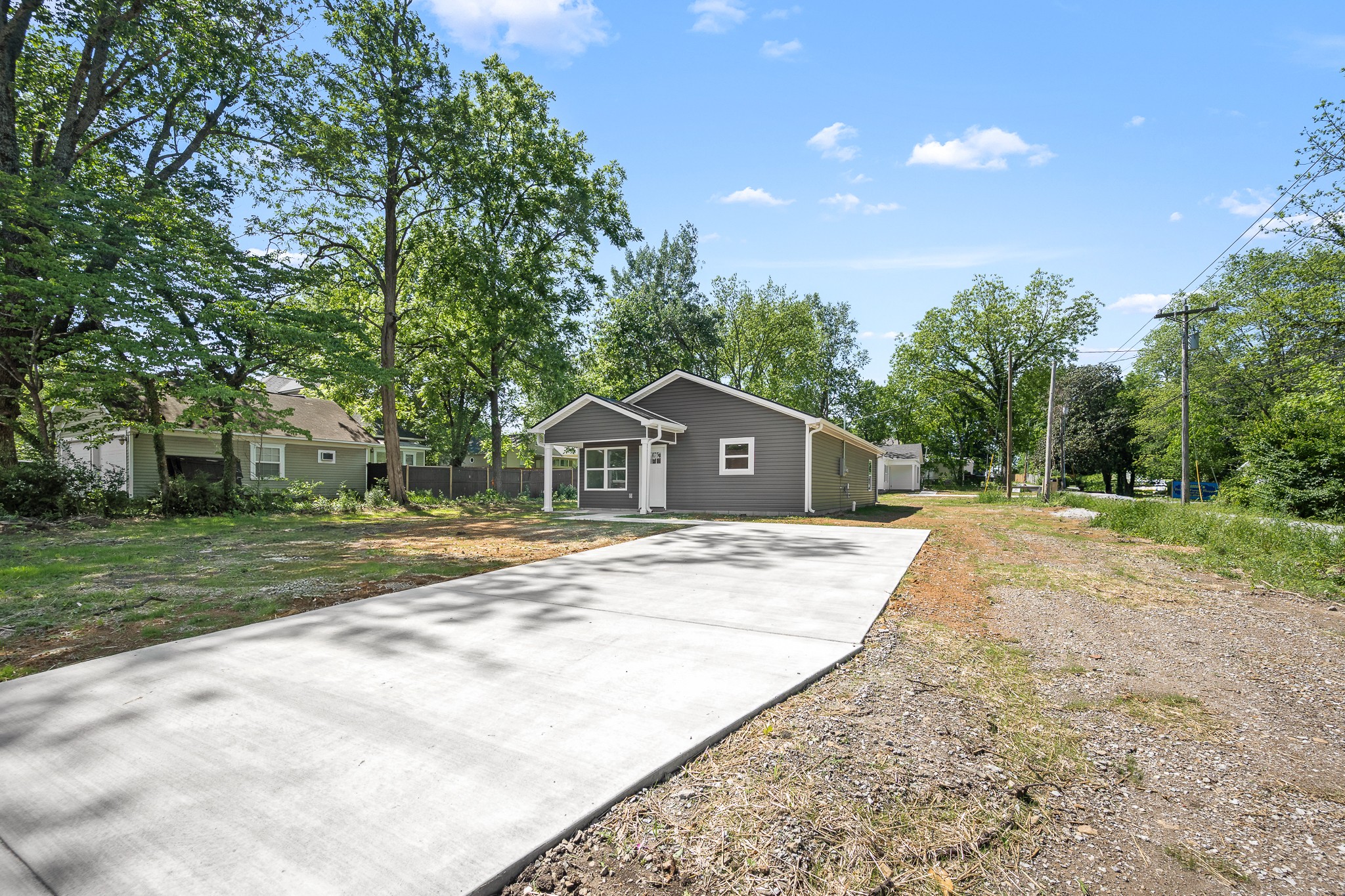 208 Decherd Street, W Tullahoma TN 37388