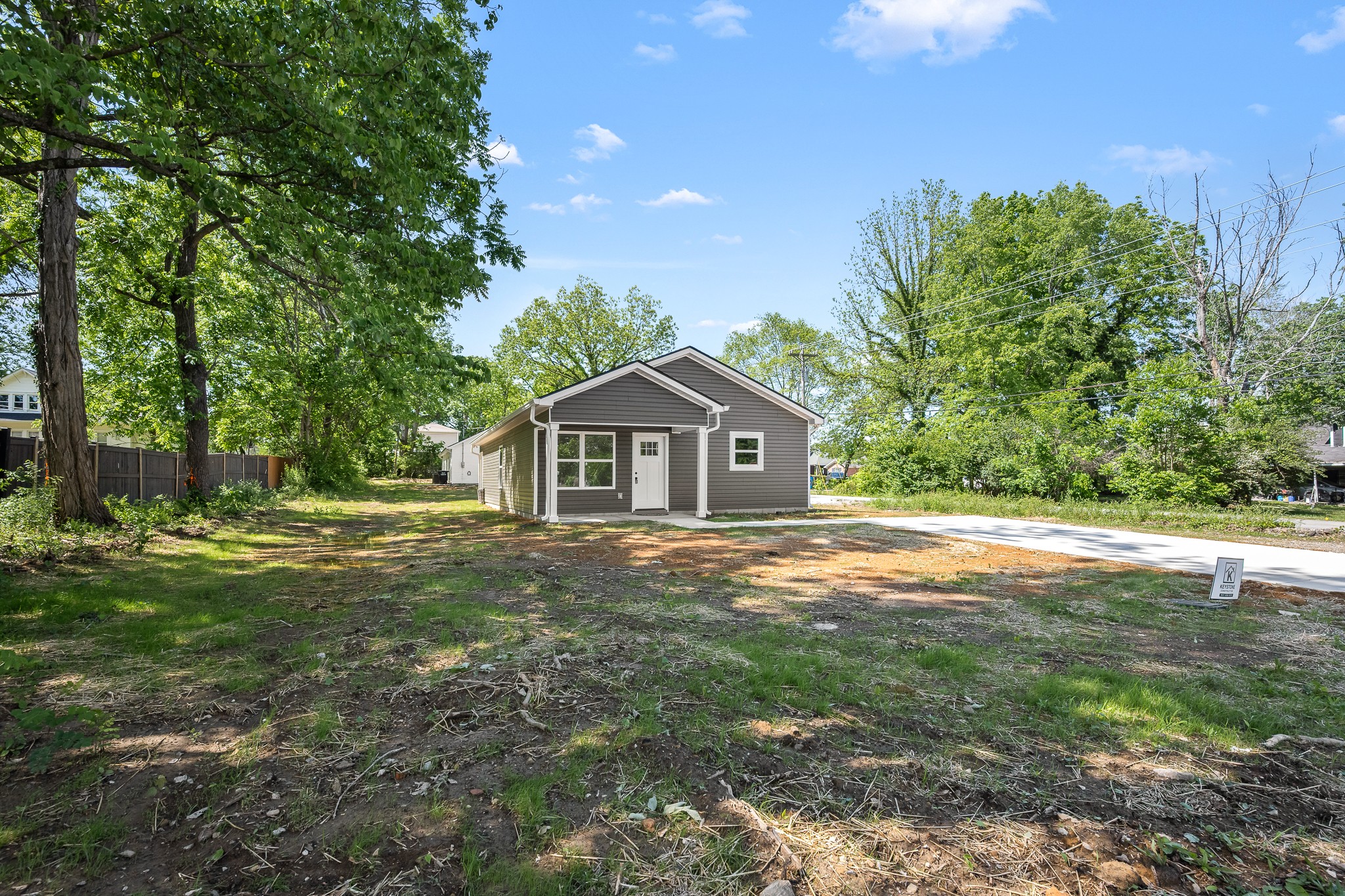 208 Decherd Street, W Tullahoma TN 37388